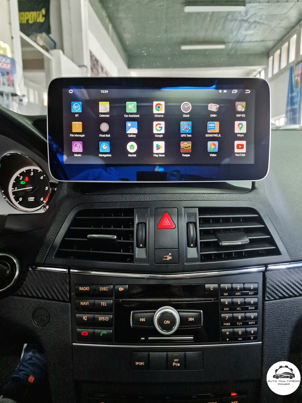 MERCEDES-BENZ - Classe E Coupé - Ecrã Touch Screen Android 15 - Apple CarPlay & Google Android Auto Wireless