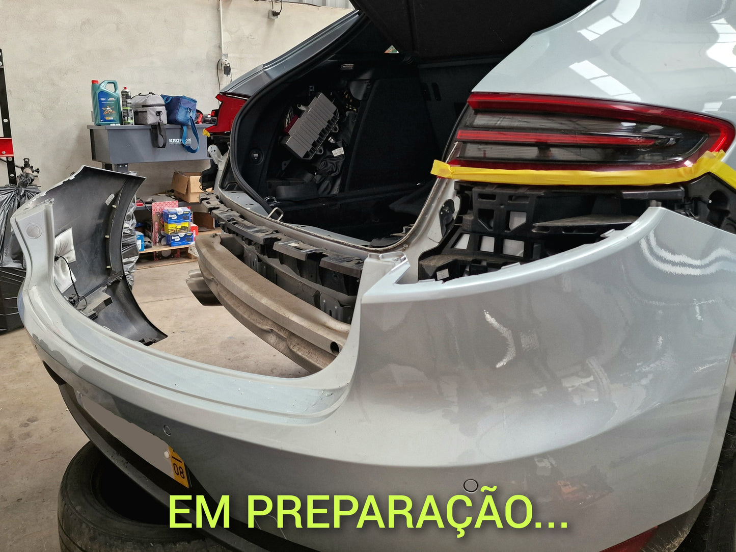 PORSCHE - Sistema PCM 3.1 / 3.0 - Instalação Câmara de Marcha-Atrás