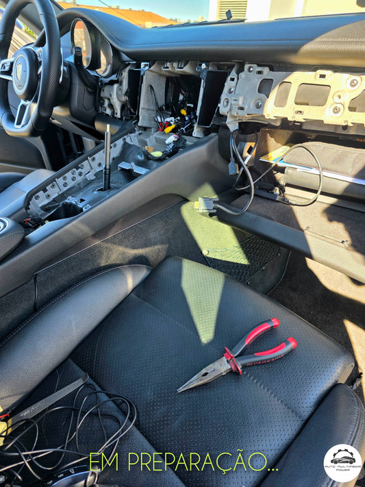 PORSCHE - PANAMERA 970 - Instalação Consola Central Digital & Tátil