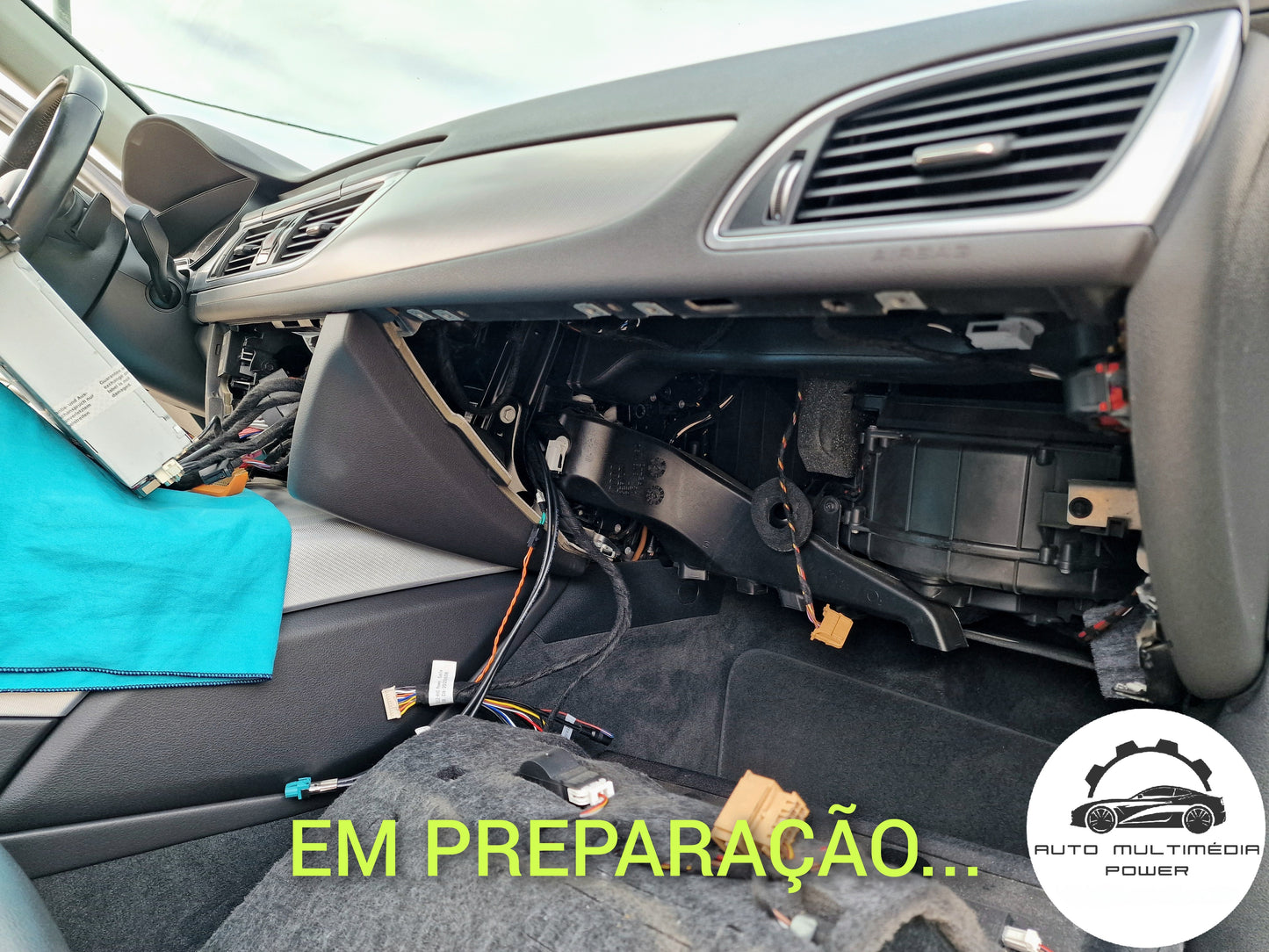 AUDI - Sistema MMI RMC - Instalação Função Apple CarPlay & Google Android Auto Wireless