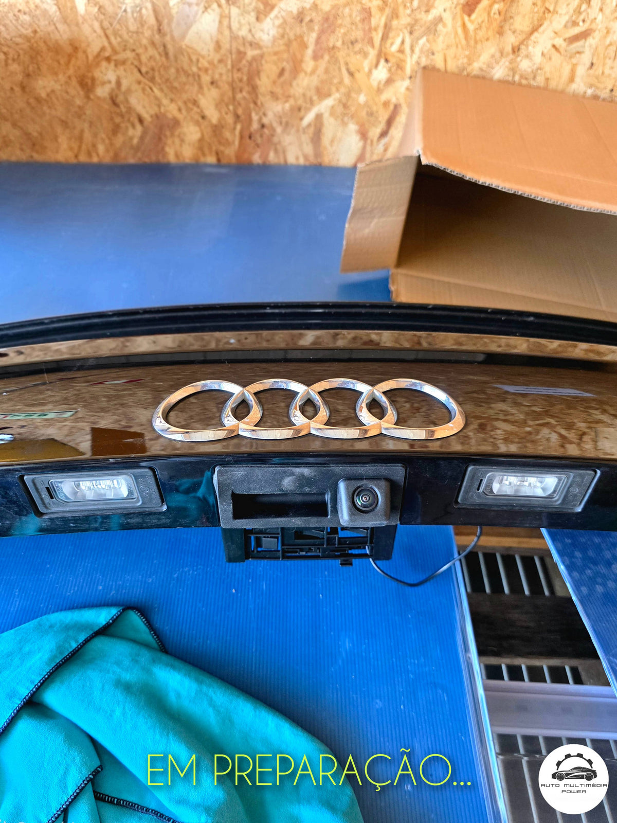 AUDI - Câmera AfterMarket Marcha-Atrás HD Alta Definição - Modelos A3 A4 A5 A6 A7 A8