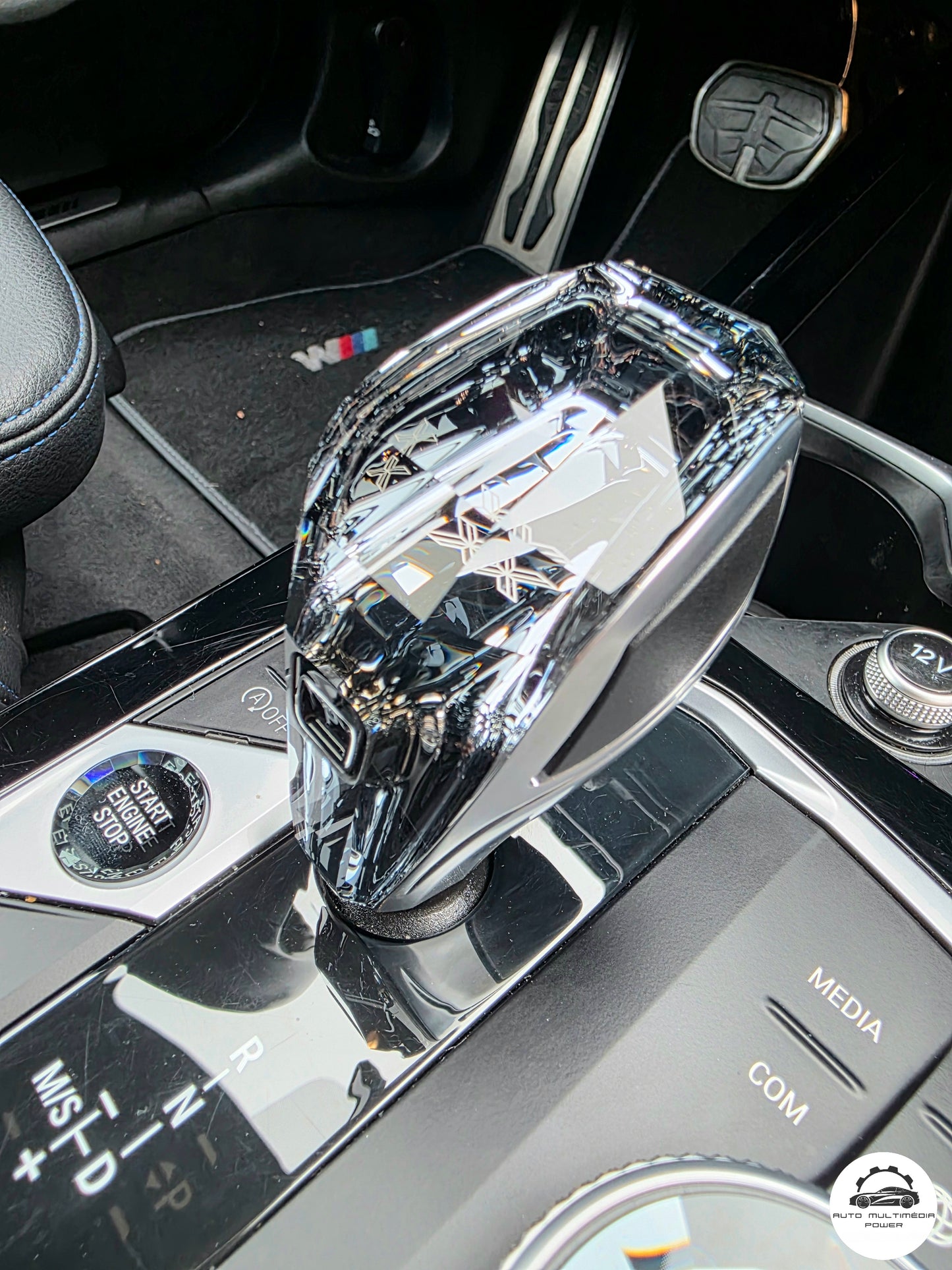 BMW - KIT Manete de Mudanças em Cristal & Botões Multimédia em Cristal - Veículos com Plataforma MGU