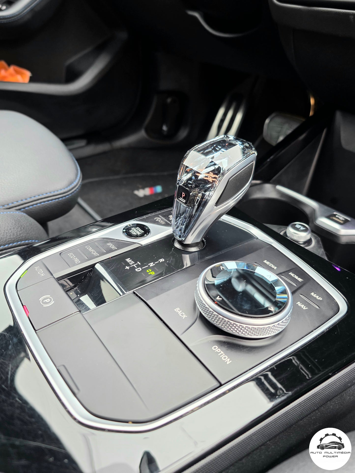 BMW - KIT Manete de Mudanças em Cristal & Botões Multimédia em Cristal - Veículos com Plataforma MGU